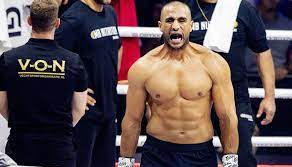 Badr Hari against James McSweeney